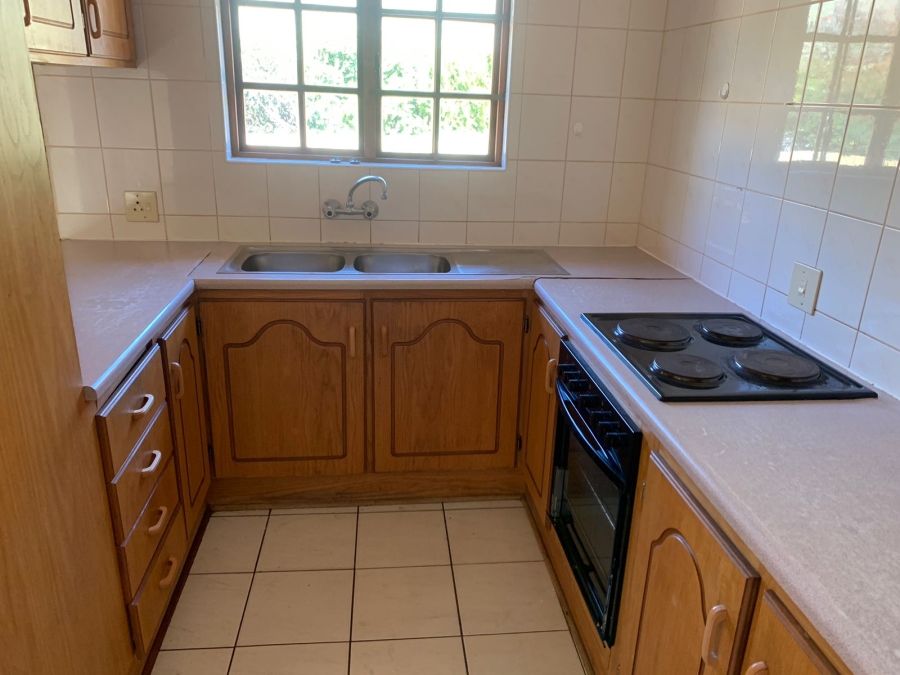 To Let 3 Bedroom Property for Rent in Heuwelsig Free State